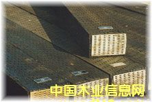 ������ľ