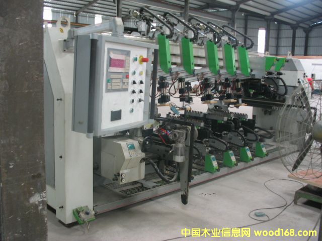 �����BIESSE���ؾ����@