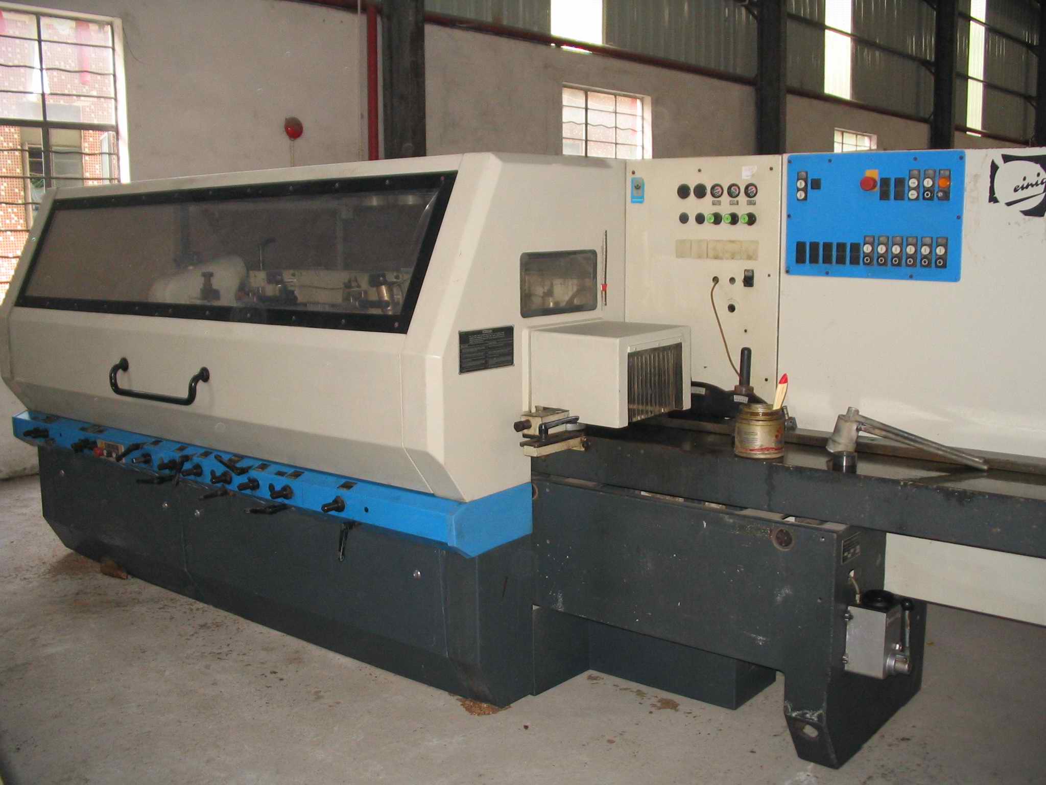 ����P23���S������