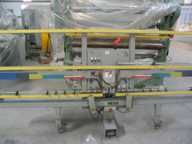 ������q朙C