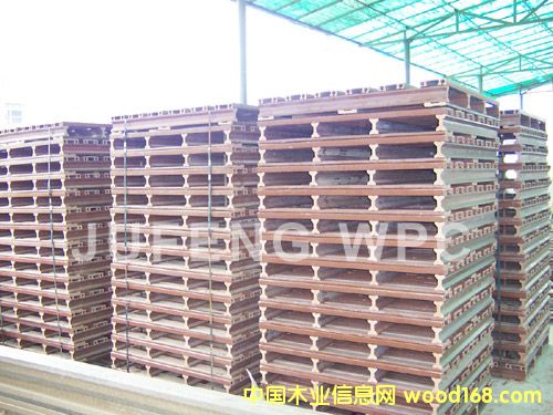 ��ľ�бP����Ѭ����Ԕ����B