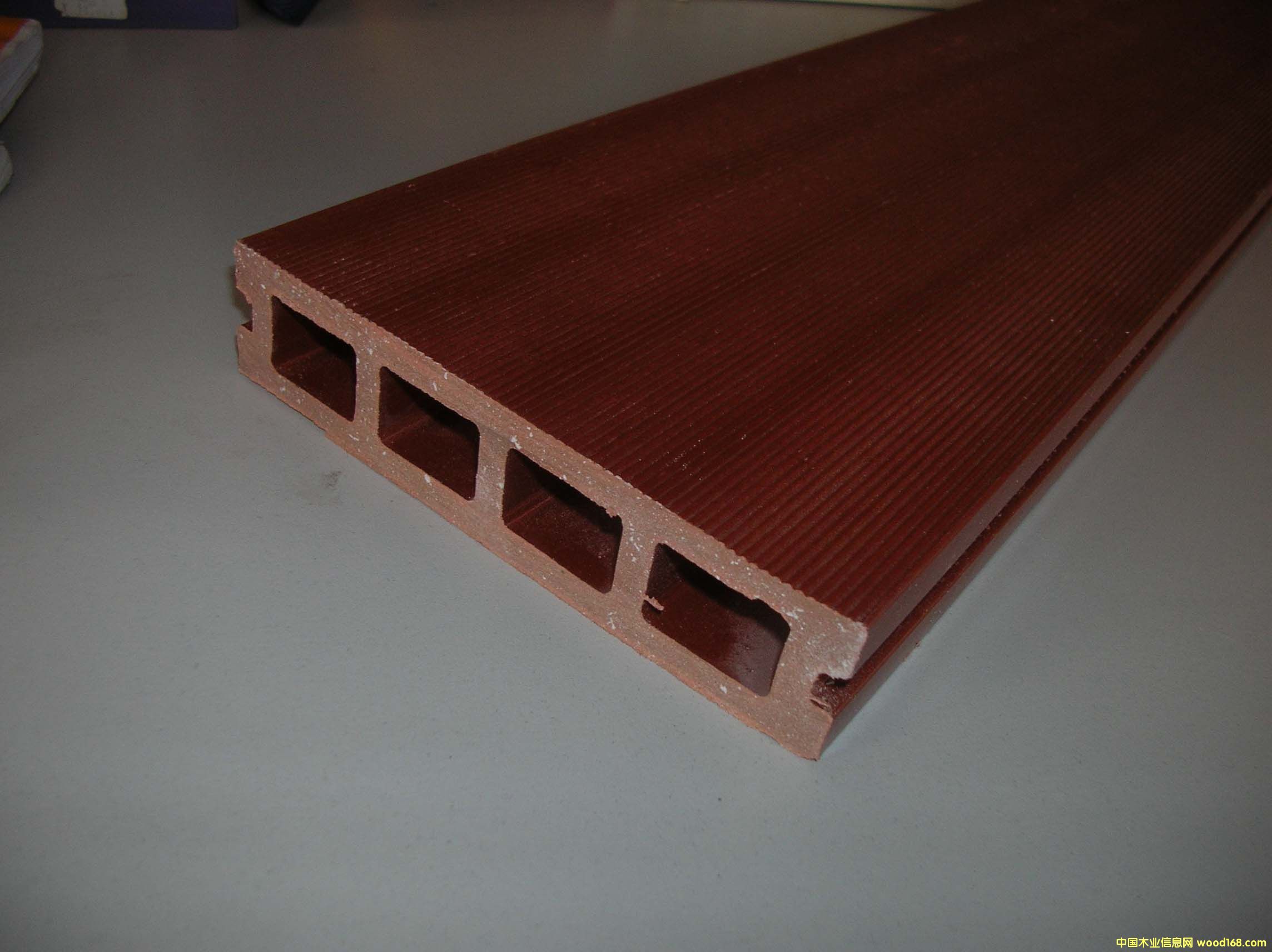 �c(di��n)���鿴ľ�ܵذ�Ŵ�DƬ