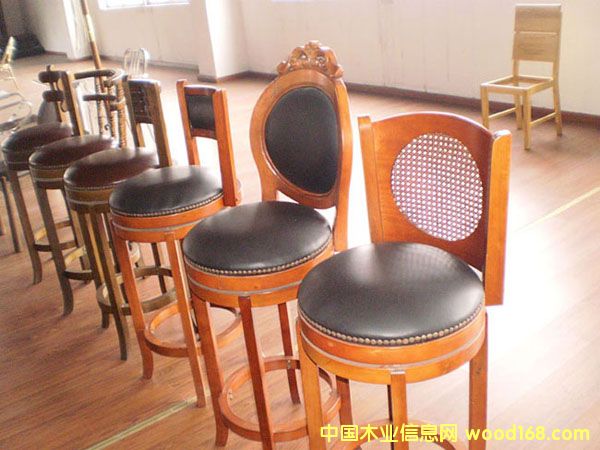 ��ľ����