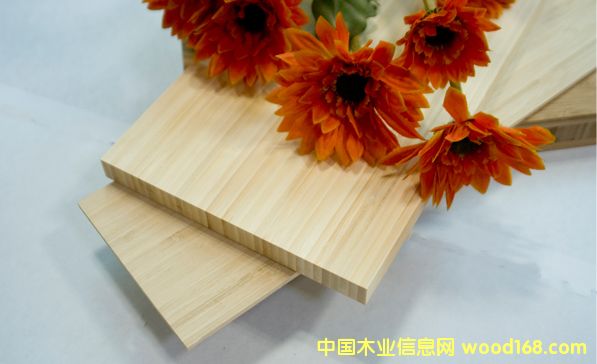 ��ɫ�ȉ����