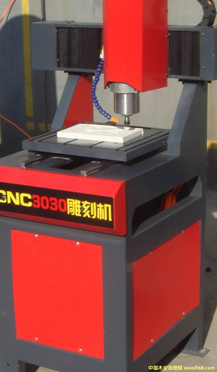 �c���鿴3030ľ��ʯ�ĵ�̙C�Ŵ�DƬ