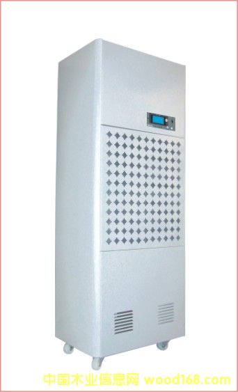 ���I����C