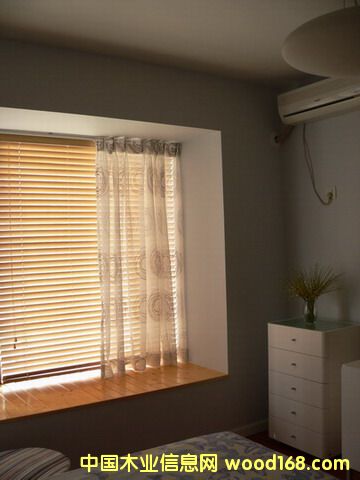 ���~����Ԕ����B