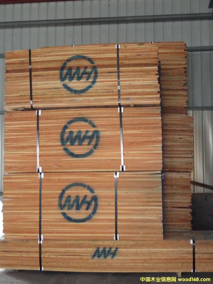 4/4 FAS ����