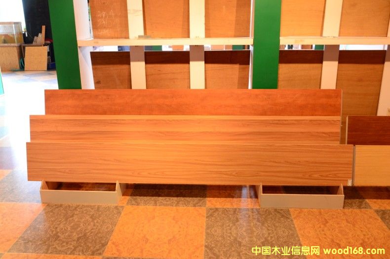 ľ�׶๦�ܵذ壨�L����Ԕ����B