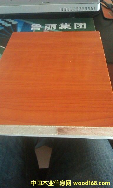 ���B�弚ľ���N�����谷