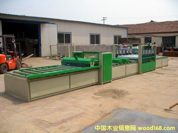 [��] �N��C(j��)  �N���C(j��)   ��Ĥ�C(j��)