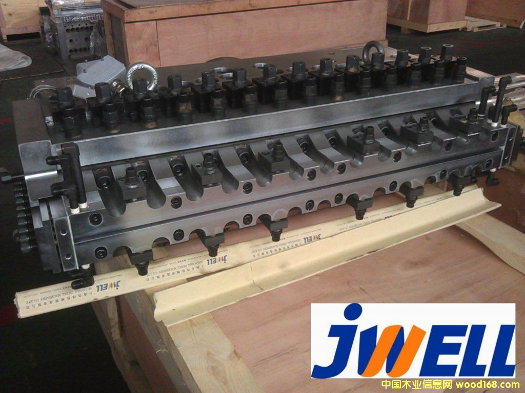 �c���鿴�l�ݰ�ģ�߷Ŵ�DƬ