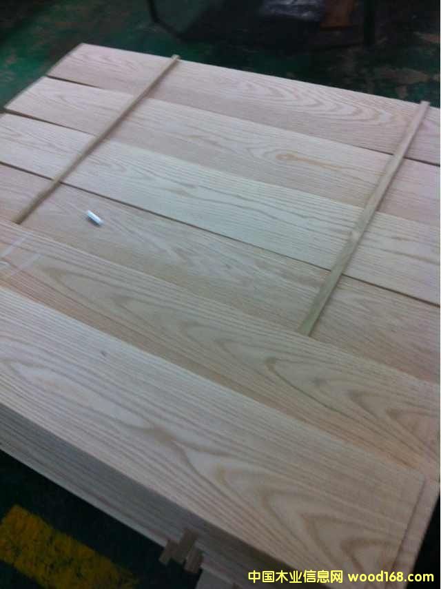 �c���鿴�����t��ذ�ľƤ1240*175*1.2�Ŵ�DƬ