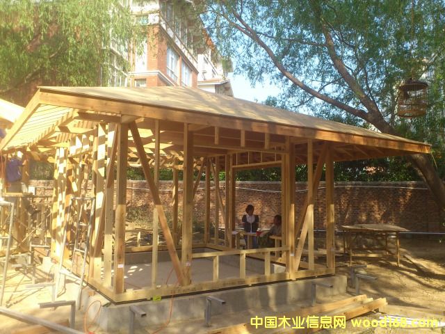 ��������ʽľ�Y(ji��)��(g��u)�e��