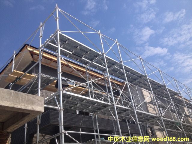 �Ϻ������u��ʽľ�Y���e��