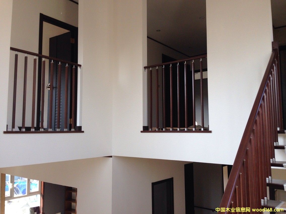  �Ϻ������u��ʽľ�Y���e�����Ȳ��b�޵�Ԕ����B