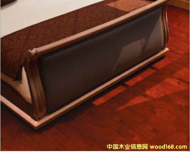 ɳ�����t̴ɫ