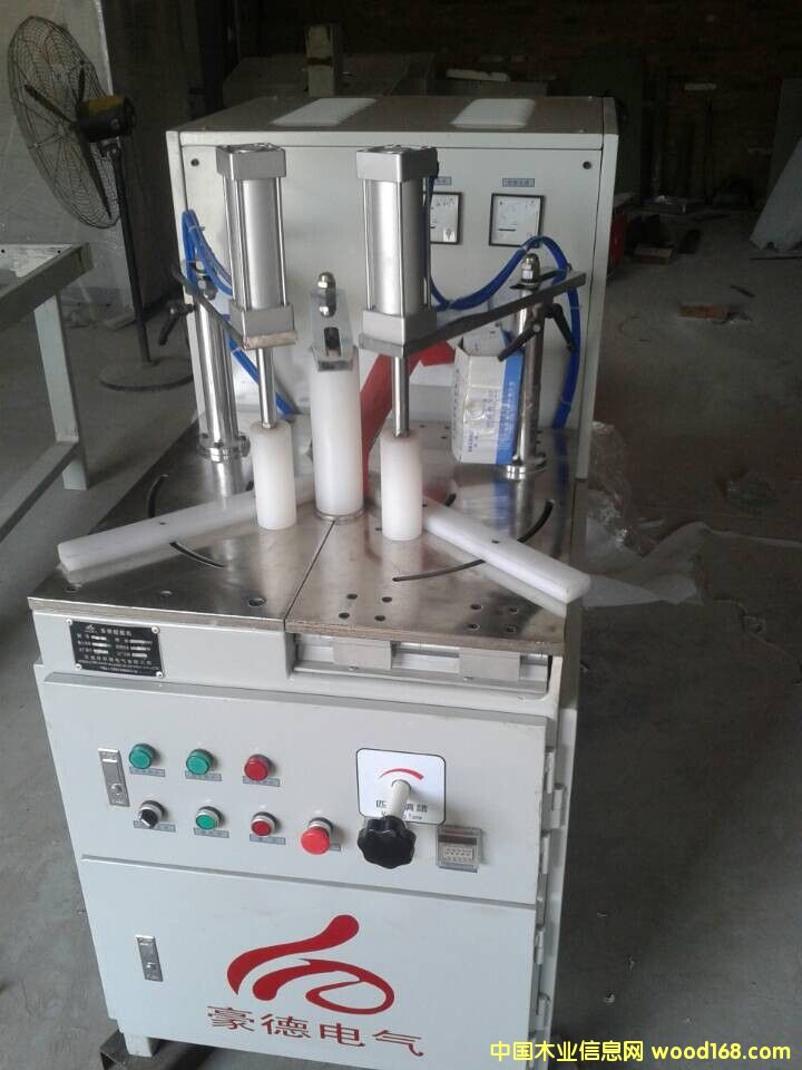 ���lᔽǙC��Ԕ����B