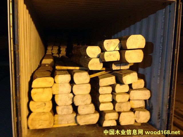 �M����ľ��