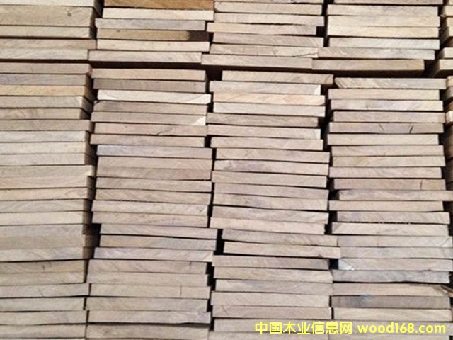 ����ľ��� �W���M�ڌ�ľ�� ��һ���Ҿ�ľ���