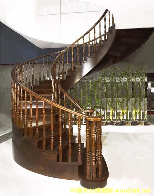 �ͻ�ľ�|����̤���塢̤����r�����l