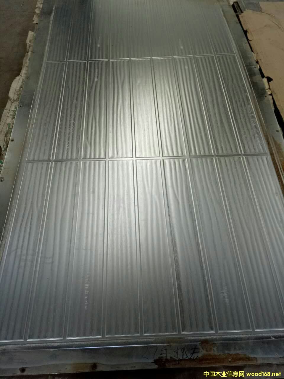 �c���鿴�ቺ�C���P�ģ��Ŵ�DƬ