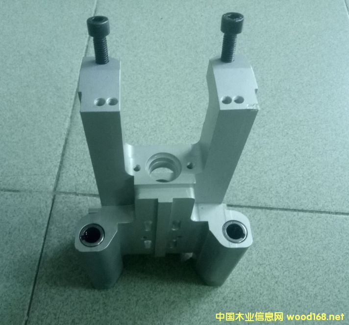 ���~210��߅�C���޵���