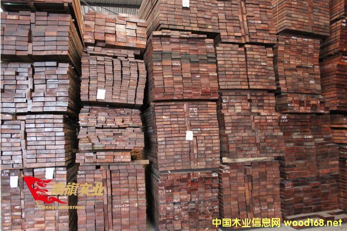 ���}�����r(ji��)�� ���}���(b��o)�r(ji��)���Ҹ۲��}��S(ch��ng)��