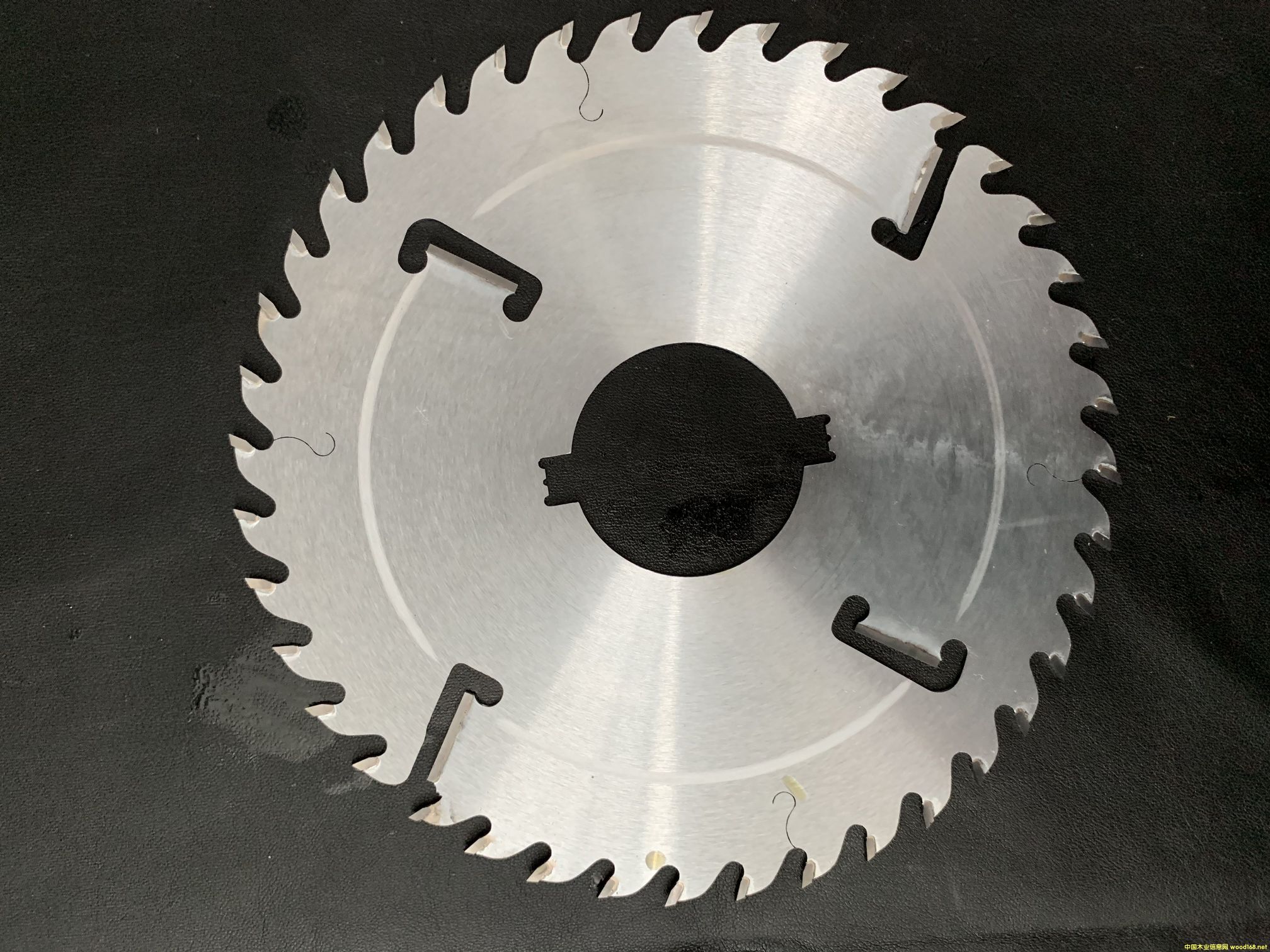 鋸片的詳細(xì)介紹
